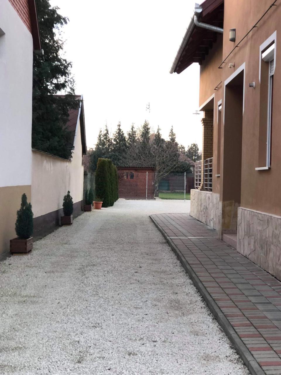 Kristaly Apartmanhaz Sárvár Eksteriør bilde